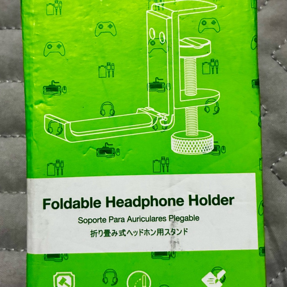 Foldable Headphone Holder and Desk Clamp ability